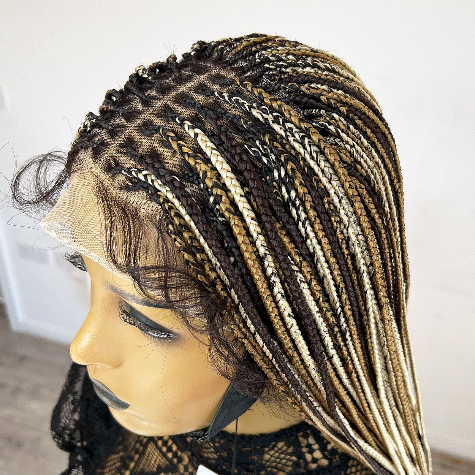 Small Knotless Braids Wig - UniqueBraidedWigs