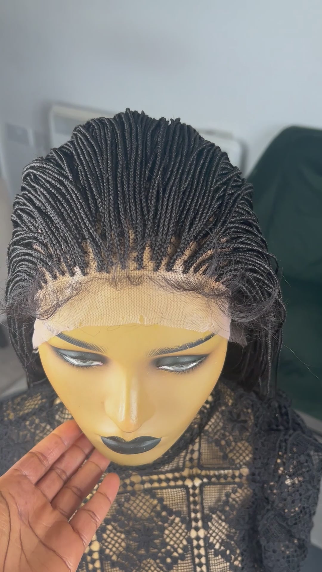 Charger la vidéo: Micro Box Braided Wig - Color 1b